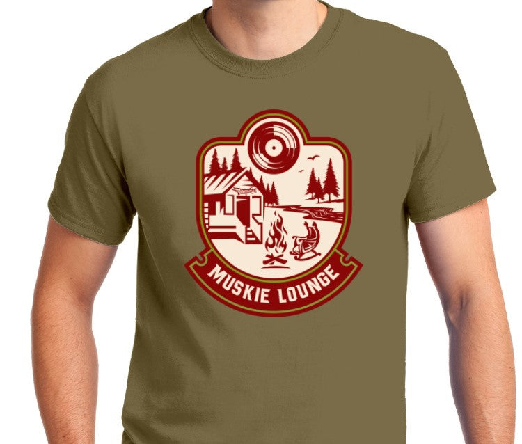 Muskie Lounge Logo T-Shirt - Prairie Dust